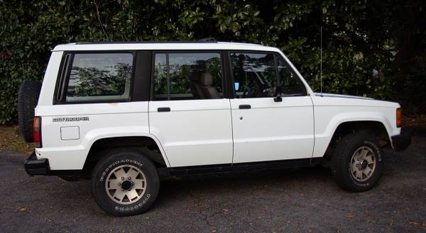 1990 Isuzu Trooper - cars & trucks - by owner - vehicle automotive... for sale in Newberry, SC – photo 5