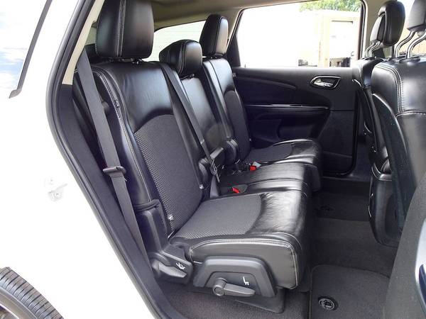 Dodge Journey Crossroad Bluetooth SUV Third Row Seat Touring for sale in Hickory, NC – photo 16