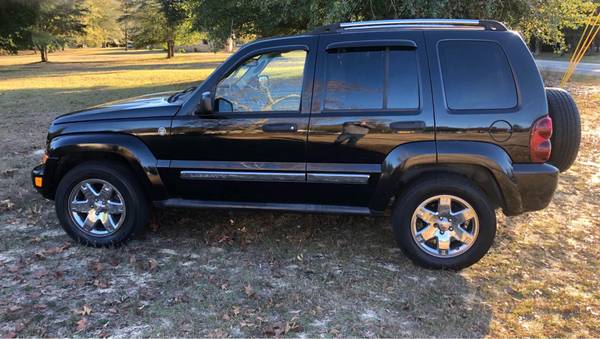 2006 Jeep Liberty 4x4 - cars & trucks - by owner - vehicle... for sale in Pelion, SC – photo 10