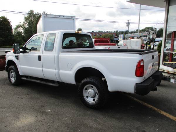 2008 Ford F250 SUPER CAB 4X4 6 BED W/ SNOW PLOW 62K MILES for sale in south amboy, NJ – photo 4