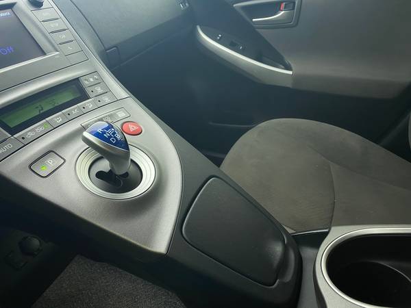 2014 Toyota Prius Plugin Hybrid Hatchback 4D hatchback Gray -... for sale in NEWARK, NY – photo 22