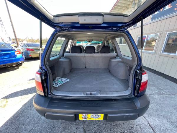 2001 Subaru Forester Limited 2 5L H4 AWD 5-Speed Manual 1Owner for sale in Vancouver, OR – photo 15