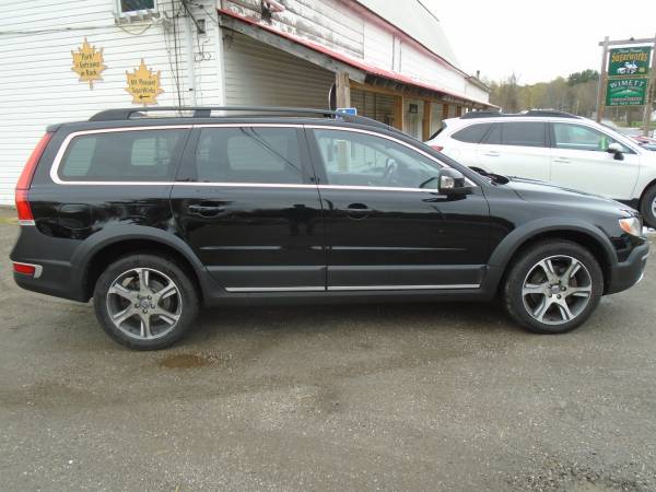 2014 Volvo XC70 t6 Premier AWD - - by dealer - vehicle for sale in Leicester, VT – photo 4