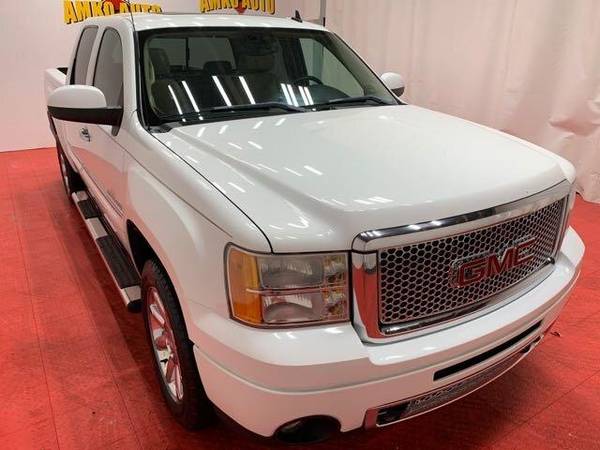 2009 GMC Sierra 1500 Denali AWD Denali 4dr Crew Cab 5.8 ft. SB $1200... for sale in Temple Hills, District Of Columbia – photo 5