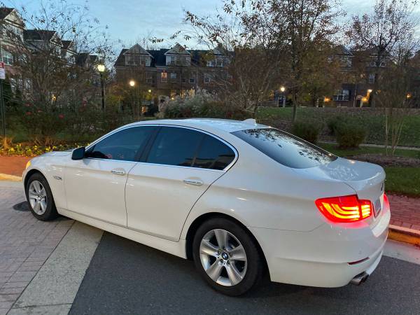 **New Body**2011 BMW 528I white on black navigation Garage kept * -... for sale in Fairfax, District Of Columbia – photo 3