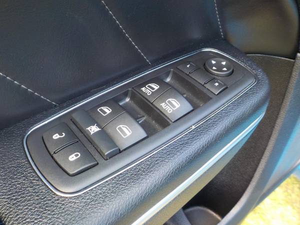 2015 Dodge Charger R/T, HEMI V8, ONE OWNER, WARRANTY, NAVIGATION, LEA for sale in Virginia Beach, VA – photo 18