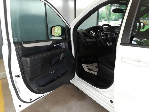 2016 Dodge Caravan 4dr Wgn SE Plus for sale in Dallas, TX – photo 15