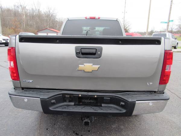 2009 Chevy Silverado 1500 LT Ext Cab 4WD - cars & trucks - by dealer... for sale in Alliance, OH – photo 5