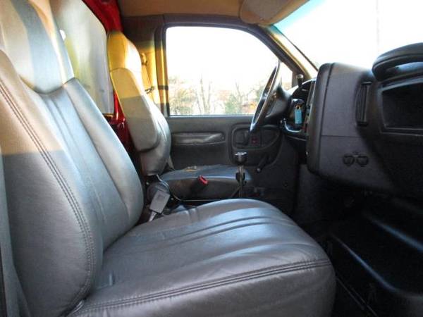 2006 Chevrolet C5C042 C5500 4X4 DUMP TRUCK W/ PLOW 59K MILES DIESEL... for sale in south amboy, OH – photo 11