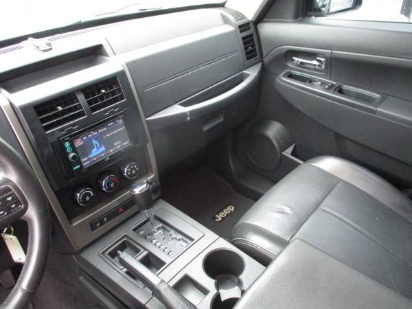 2012 JEEP LIBERTY SPORT LEATHER 100K MILES - - by for sale in Providence, RI – photo 17