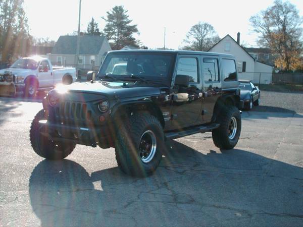 2012 Jeep Wrangler SAHARA 4-dr. - cars & trucks - by dealer -... for sale in Warwick, MA – photo 3