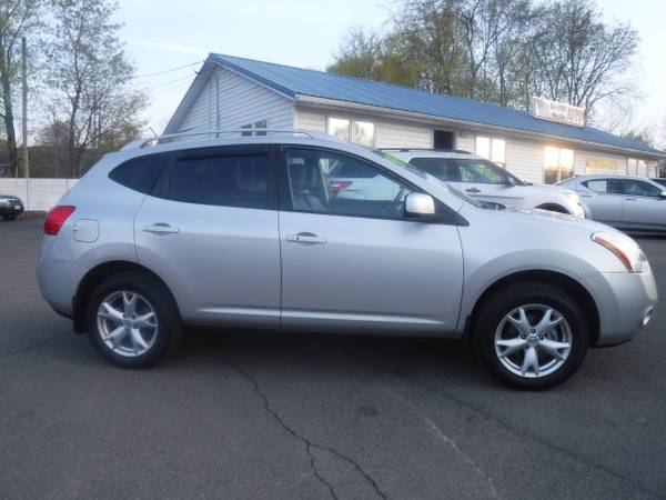 2009 Nissan Rogue AWD 4dr SL - - by dealer - vehicle for sale in Vestal, NY – photo 5