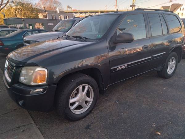 2005 GMC Envoy SLE 4WD - cars & trucks - by dealer - vehicle... for sale in Gloucester, PA – photo 4