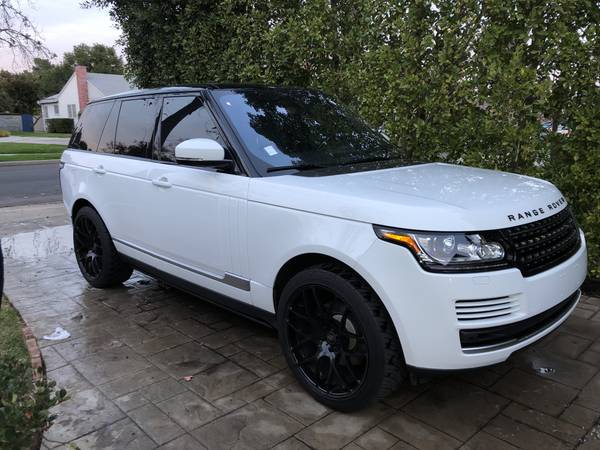 2015 Range Rover supercharged V6 white/black super low miles for sale in Valley Village, CA – photo 6
