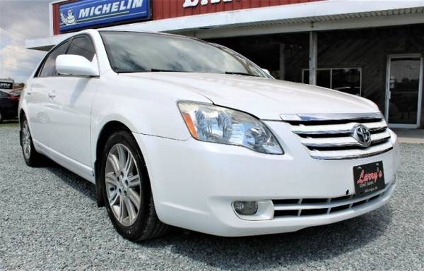 2006 Toyota Avalon 4dr Sdn Limited with Driver footrest for sale in Wilmington, NC