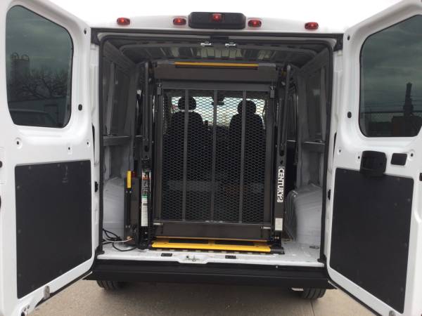 2019 PROMASTER CARGO W/LIFTGATE & 7 SEATBELTS FOR WHEELCHAIR - cars for sale in Lincoln, NE – photo 5