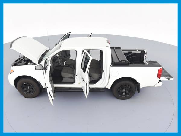 2019 Nissan Frontier Crew Cab SV Pickup 4D 5 ft pickup White for sale in Saint Paul, MN – photo 16