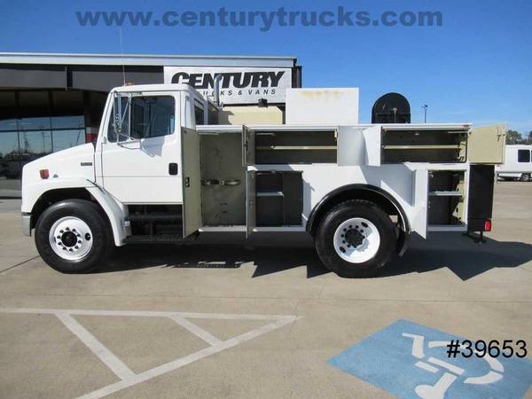2003 Freightliner FL70 REGULAR CAB WHITE ****BUY NOW!! - cars &... for sale in Grand Prairie, TX – photo 4