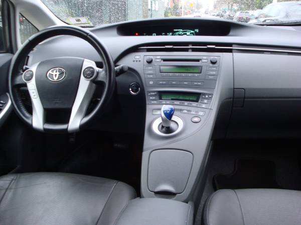 *** 2011 TOYOTA PRIUS * Only 91k Mileage !!! - cars & trucks - by... for sale in Brooklyn, NY – photo 13