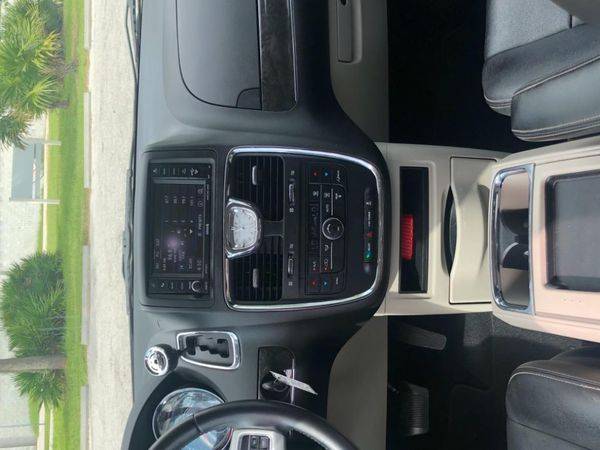 2015 Chrysler Town AMP; Country Touring - HOME OF THE 6 MNTH WARRANTY! for sale in Punta Gorda, FL – photo 12