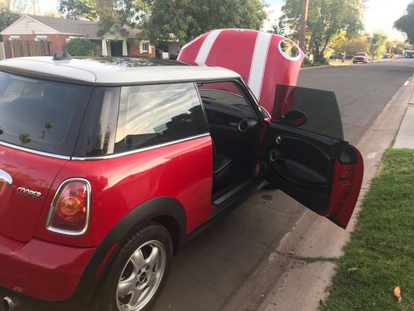 Mini Cooper 2007 Clean Title Fun to Drive - cars & trucks - by owner... for sale in Phoenix, AZ – photo 7