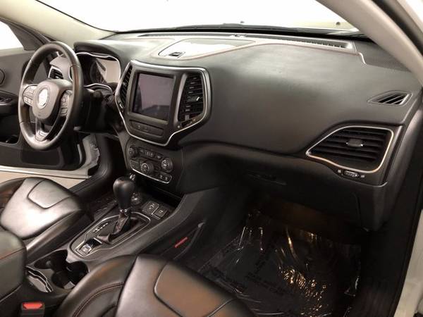 2019 Jeep Cherokee Bright White Clearcoat ***HUGE SALE!!!*** - cars... for sale in Carrollton, OH – photo 22