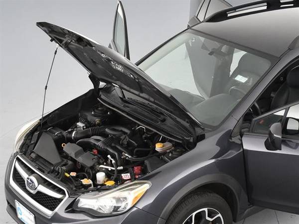 2013 Subaru XV Crosstrek Limited Sport Utility 4D hatchback Dk. Gray - for sale in Arlington, District Of Columbia – photo 4