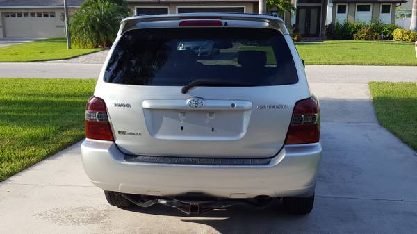 TOYOTA HIGHLANDER LIMITED 4WD with 3rd ROW for sale in Cape Coral, FL – photo 2