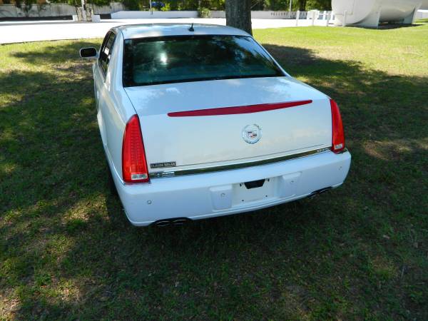 CADILLAC DTS PRICED TO SELL - - by dealer - vehicle for sale in Jacksonville, FL – photo 4