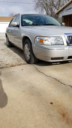 Mercury Grand Marquis GS - cars & trucks - by owner - vehicle... for sale in Mason City, IL – photo 4