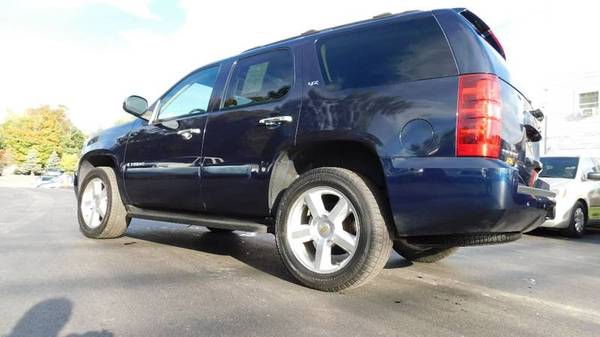 2008 Chevrolet Tahoe LTZ 4x4 4dr SUV w Leather Sunroof NAVIGATION! for sale in Hudson, NY – photo 16