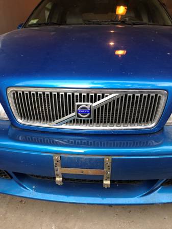 Volvo V70R Turbo Wagon Rare for sale in Methuen, MA – photo 3