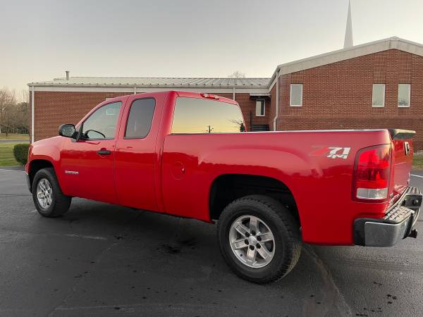 2010 GMC SIERRA CLEAN CLEAN - cars & trucks - by owner - vehicle... for sale in Columbia, KY – photo 9