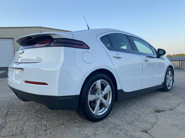 2013 Chevrolet Volt 12K Miles - cars & trucks - by dealer - vehicle... for sale in Hollister, MO – photo 5