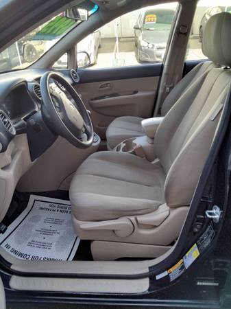 2009 Kia Rondo - - by dealer - vehicle automotive sale for sale in Clovis, CA – photo 6