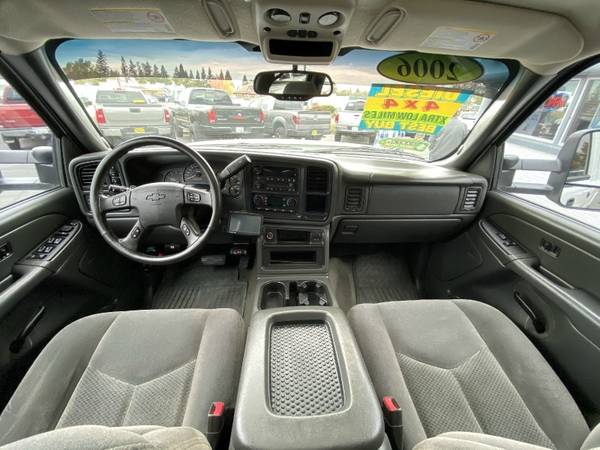 LBZ 98K MILES! 2006 Chevrolet Silverado 2500HD Crew Cab 153" WB 4WD... for sale in Auburn , CA – photo 18