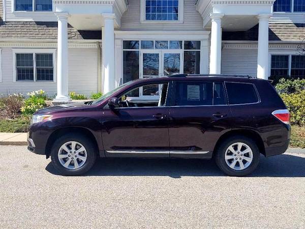 2012 Toyota Highlander Nav, Back up, Leather, 3Thd Row Seating for sale in Holliston, MA – photo 5