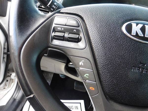 2015 Kia Forte 5dr HB Auto EX/LOW MILES/GAS SAVER! - cars & for sale in Tucson, AZ – photo 12