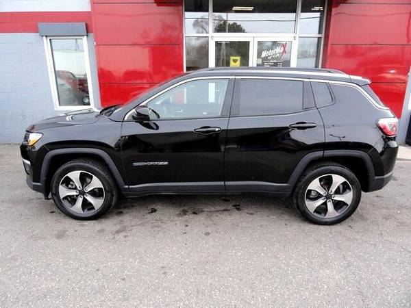 2018 Jeep Compass Latitude 4x4 - - by dealer - vehicle for sale in GRANDVILLE, MI – photo 4