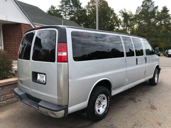 10 Chevy EXT Passenger Van-Runs 100 Clean CARFAX/Super Deal - cars for sale in Youngstown, OH – photo 8