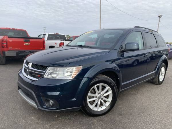 2013 DODGE JOURNEY SXT - cars & trucks - by dealer - vehicle... for sale in Chenoa, IL – photo 2
