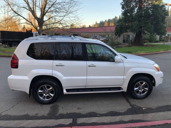 2008 Lexus GX470 4WD --Third Row, Clean title, Loaded, WoW-- - cars... for sale in Kirkland, WA – photo 4