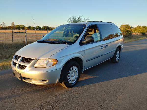 2001 Dodge Grand Caravan - cars & trucks - by owner - vehicle... for sale in New Braunfels, TX – photo 3