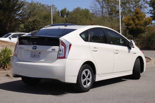2014 Toyota Prius Four 5D Hatchback hatchback White for sale in Colma, CA – photo 6