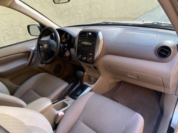 2005 Toyota Rav4 LIKE NEW IN AND OUT for sale in Hialeah, FL – photo 10