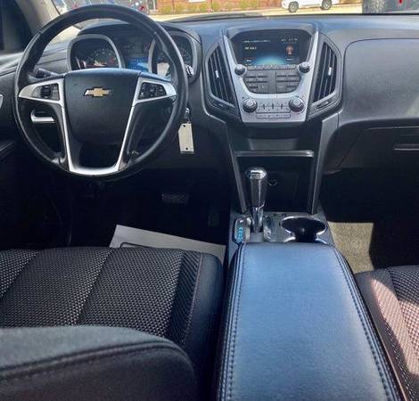 2017 Chevrolet Chevy Equinox Lt - - by dealer for sale in Grayslake, WI – photo 13