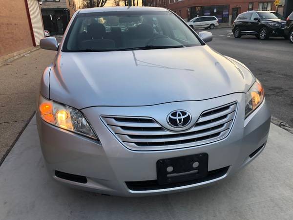 Toyota Camry LE 2007 - cars & trucks - by owner - vehicle automotive... for sale in Chicago, IL