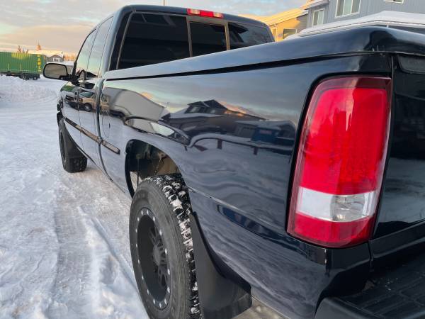 2006 GMC Sierra SLT / Low Miles / Heated Leather Seats / Sunroof -... for sale in Anchorage, AK – photo 20