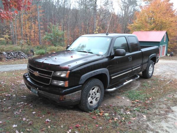 2006 Chevrolet Silverado Z71 4x4 - cars & trucks - by owner -... for sale in Chichester, NH – photo 6