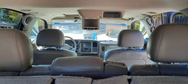 GMC Yukon Denali - SUPER CLEAN - cars & trucks - by owner - vehicle... for sale in Belmont, CA – photo 8